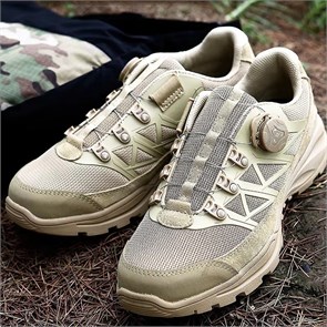 {{productViewItem.photos[photoViewList.activeNavIndex].Alt || productViewItem.photos[photoViewList.activeNavIndex].Description || 'Кроссовки Quick OFF'}}